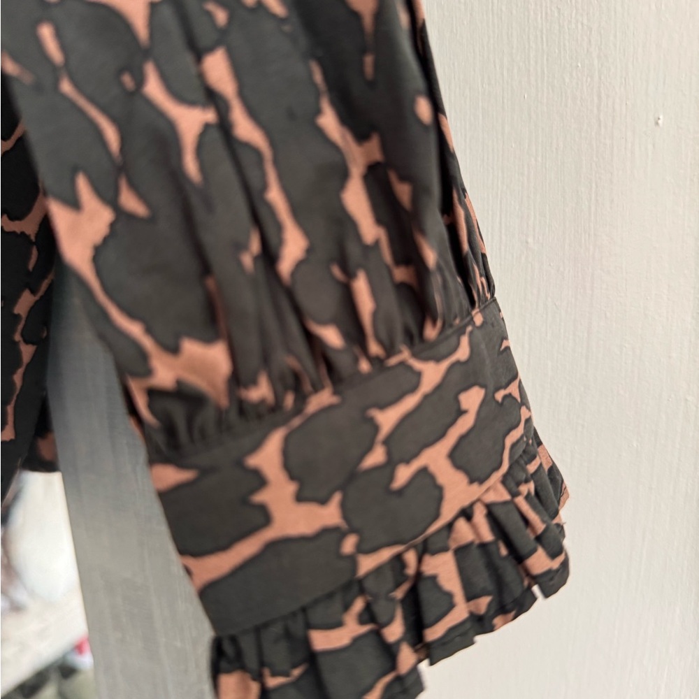 Rails Ariana Savannah Leopard Ruffle High Neck Pr… - image 7